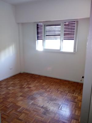 Excelente Depto. 3 Amb. C/balcon - Imagen# 12