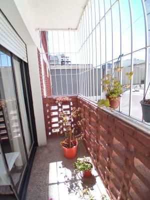 Excelente Depto. 4 Amb. C/ Balcon y Patio - Imagen# 14
