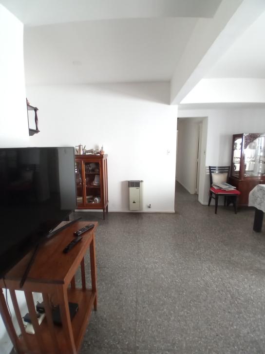 Excelente Depto. 4 Amb. C/ Balcon y Patio - Imagen# 17