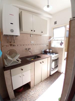Excelente Depto. 4 Amb. C/ Balcon y Patio - Imagen# 6